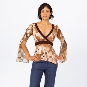 Vintage Y2K Brown Floral Bell Sleeve Blouse - Medium | Boho V Neck Asymmetrical Hem Top, Long Sleeved Shirt