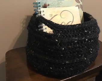 Hand Crafted Crocheted Basket: Contemporary Home Style