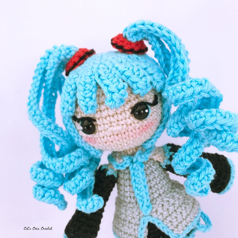 Tutoriel Hatsune Miku Poupée au crochet image 5