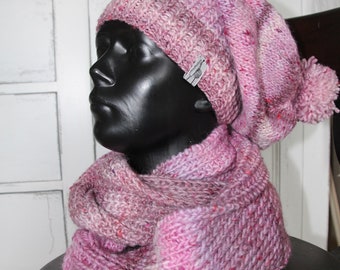 rose pastel colored loop with bobble hat