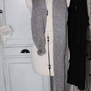 Grey scarf with light silver shimmer image 3