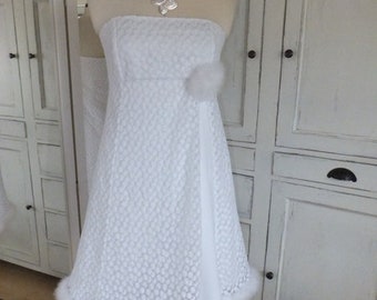 Short wedding dress