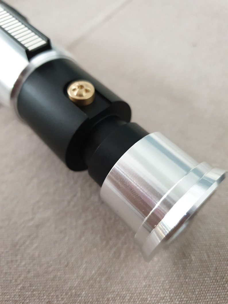 Even Piell Clone Wars hilt inspired Master EP
