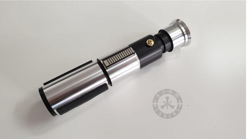 Even Piell Clone Wars hilt inspired Master EP