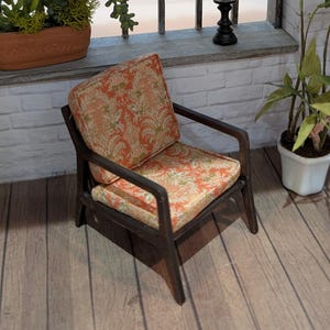 Dollhouse Miniature Mid-Century Chair