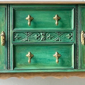 Vintage sideboard, buffet, Green with gold accents, dining room sideboard, painted furniture, vintage dining room furniture, Maison 108 Vintage, upcycled furniture, hand painted furniture, boho farmhouse style, boho furniture, boho dining room