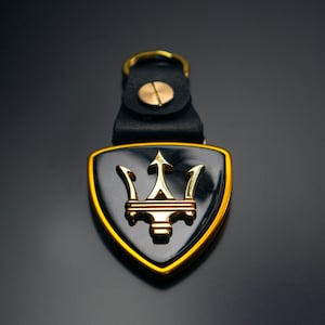 Maserati Golden keychain Carbon, Aluminum, Titanium, Spyder, 350 GT, Grecale, Ghibli, Levante, MC20, Quattroporte Present, gift