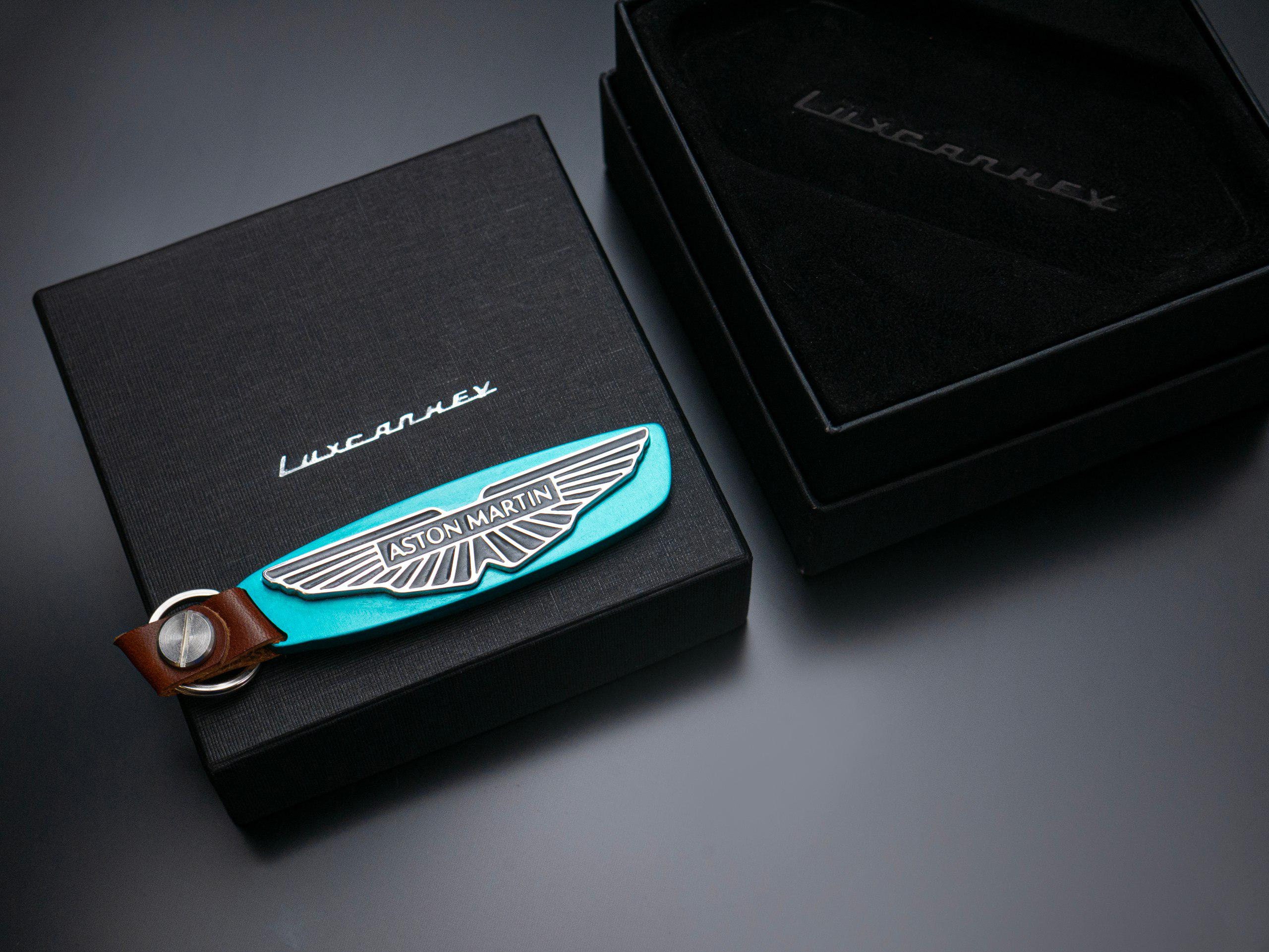 非売品　007 ASTON MARTIN DB810 キーチェーン New~ Aston Martin DB5 X 007 JAMES BOND Keychain Keyring - Etsy