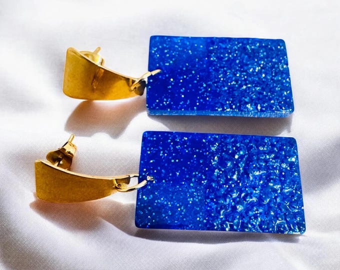 Elegant Sparkling Blue Resin Earrings