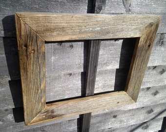 Handmade Reclaimed Wood Picture Frame: Rustic Barn Style for A1-A4 Photos