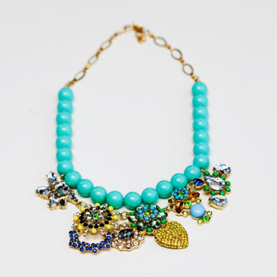 Blue statement necklace Turquoise bib necklace Big bold jewelry White pearl bib necklace Blue bib necklace Mother of the bride Gift for her