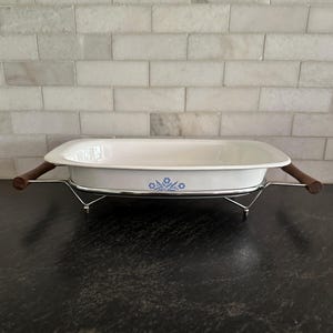 Corning Ware P-21 Casserole / Roaster in Blue Cornflower pattern + Handled Serving Rack; 1960s Vintage