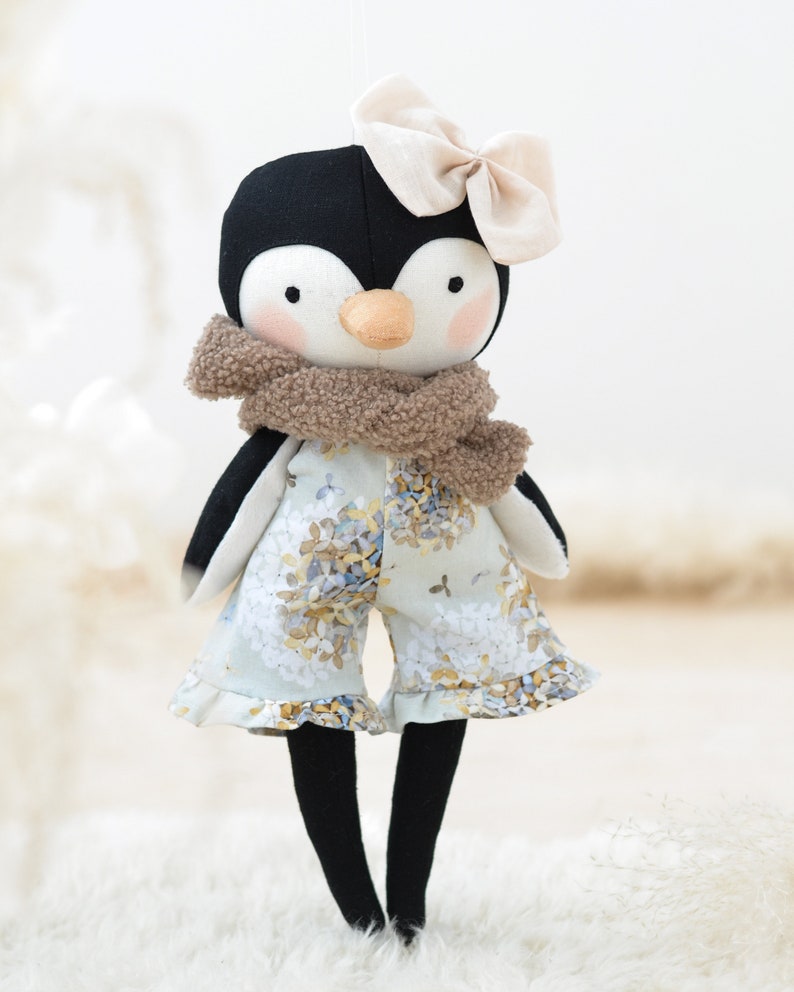 Patrón de costura muñeco pingüino peluche tutorial muñeco de trapo fácil hecho a mano imagen 10