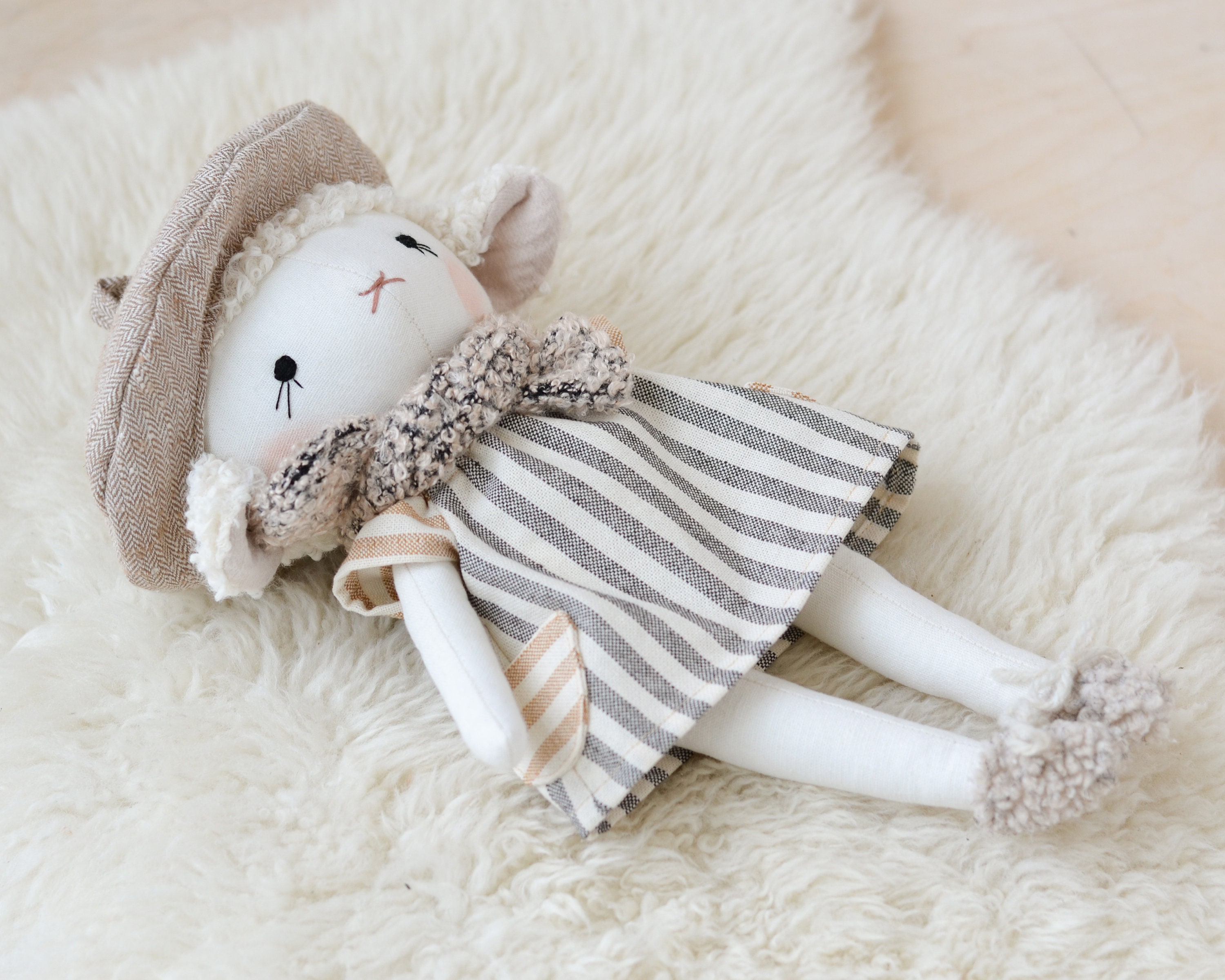 Sheep Sewing Pattern PDF, Lamb Soft Toy Pattern, Stuffed Sheep
