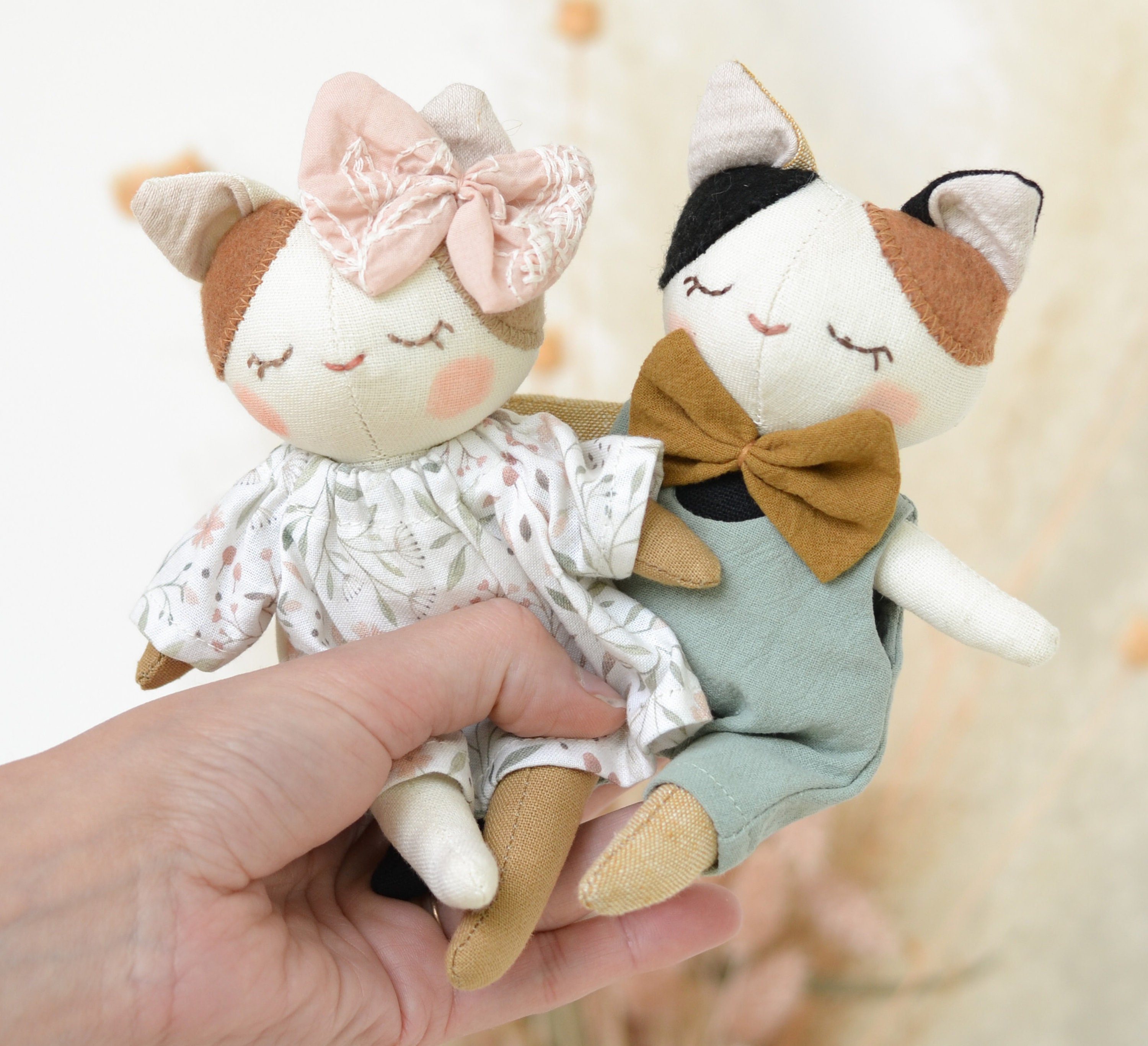 Mini Cat Doll Sewing Pattern PDF - Tiny stuffed animal tutorial - Instant download Doll clothes patterns - Miniature embroidered plushie