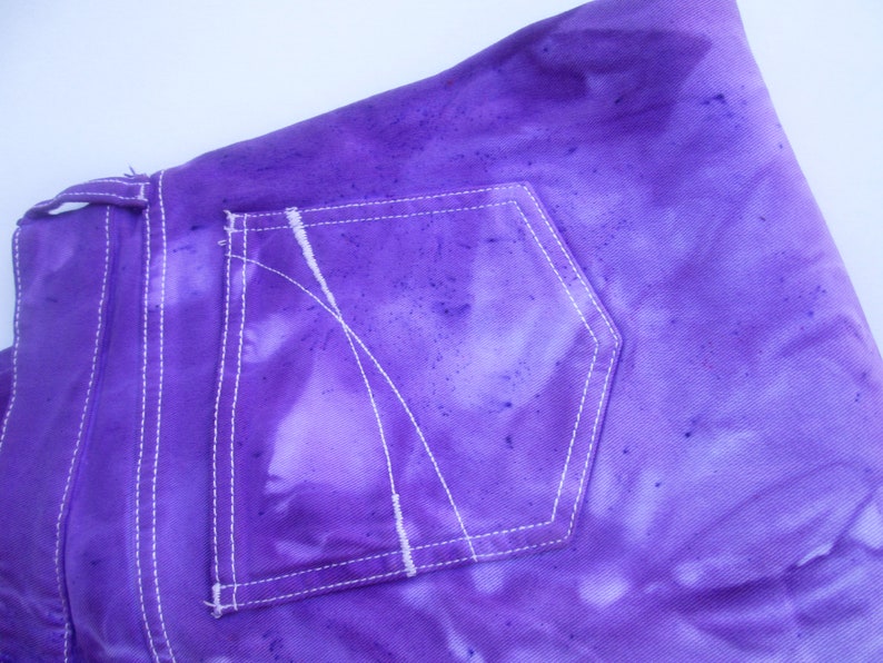 Jean Shorts Size 6 Curvy Low Rise Purple Tye Dye