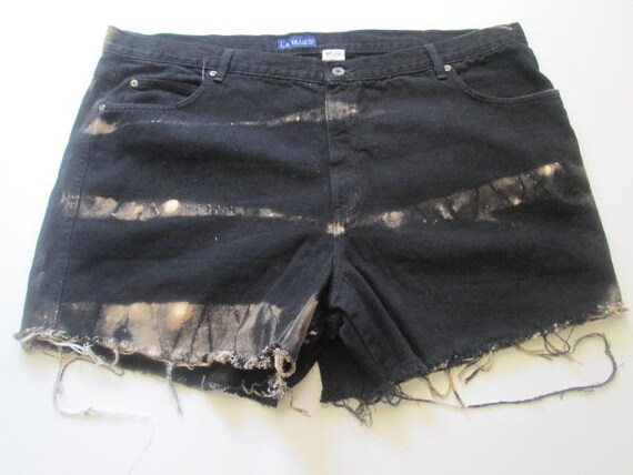 plus size black distressed shorts