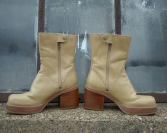 90s Does 70s Tan Sketchers Ankle Boots, Women's US 7/7.5
