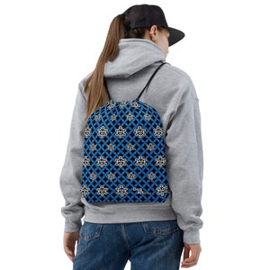 Borsa con coulisse Taino Sun Blue Design. Abbigliamento da sole Taino. Borsa con coulisse degli indiani Taino di Porto Rico. Taino Sol. Borsa alla moda con coulisse.