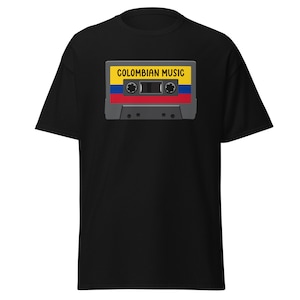 Colombian Music Cassette Tapes with Colombian Flag Men's Classic t-shirt. Cumbia, Vallenato, I love Colombia t-shirt. Viva Colombia.