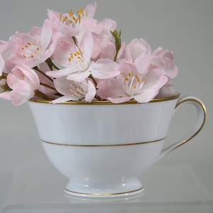 5 Vintage Noritake Nippon Toki Kaisha Tea Cups, White Metallic Gold Made in Japan
