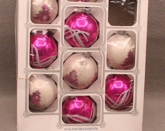 9 Vintage Holly Pink Iridescent White Glass Stenciled Glittered Ornaments Boxed Medium Christmas Tree Ornaments 2.25 Inch Pre Mid 1970s