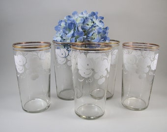 Vintage White Milk Glass Tumblers//Glasses With Grapes /& Leaves Pattern 4 Four