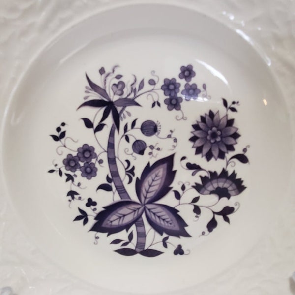 Vintage Vogue Purple Mount Clemens Pottery Salad Dinner Plates Cups and Saucers Blue Onion Embossed