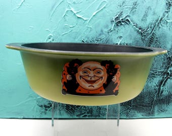 Cacerola redonda vintage de Halloween Fireking con gatos negros y luna, degradado verde y negro, 2 cuartos de galón, reciclada y modificada.