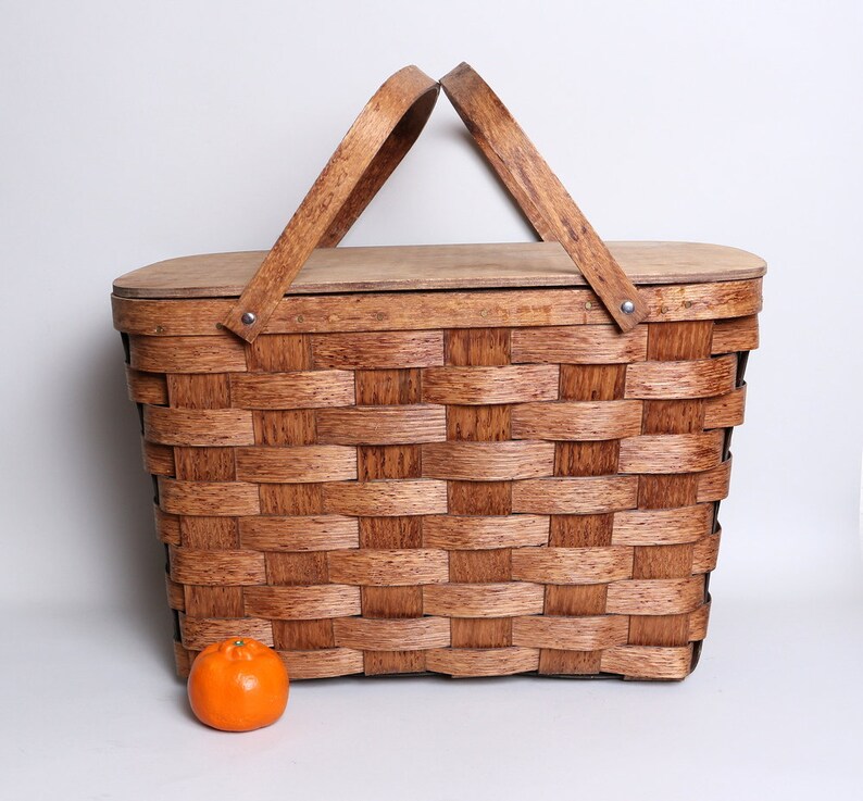 Basketville Picnic Basket Set Wood Wicker Weave Melmac