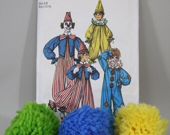 Vintage Kids Small 2-4 Halloween Clown Costume Pattern Jump Suit, Simplicity 7162/9051 1970s Hat, Ruffle, Toddler Boys, Girls, Unisex