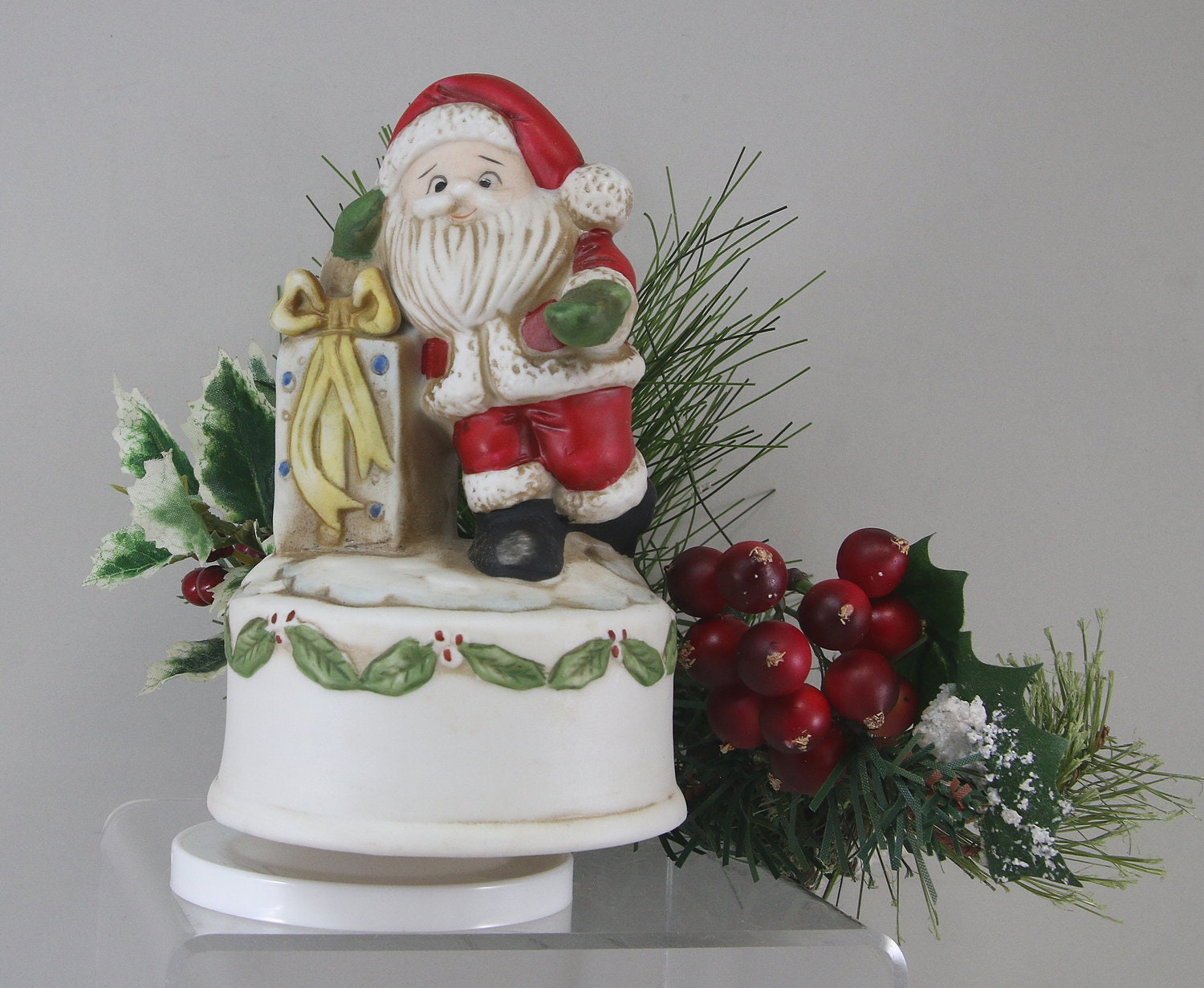 Vintage Santa Music Box Japan - Etsy