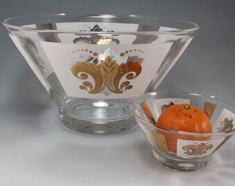 Vintage Mid Century Fleur-de-lis Glass Chip and Dip Set Gold MCM