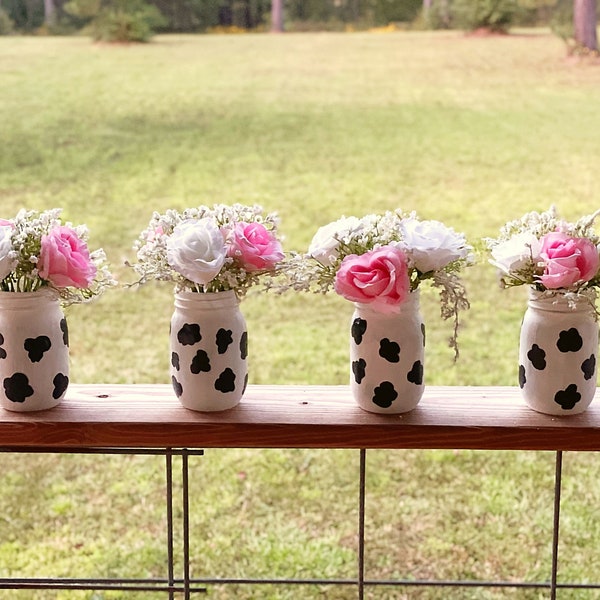 Single Hand Painted Cow Mason Jar | Rustic Farmhouse Home Decor | Birthday or Shower Centerpieces | Custom Colors