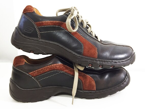 skechers 90s square toe leather shoe
