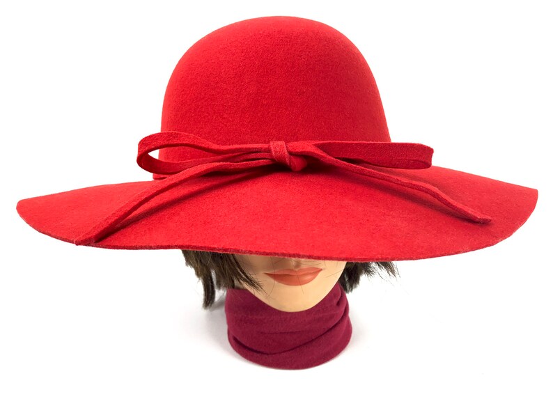red wool felt hat