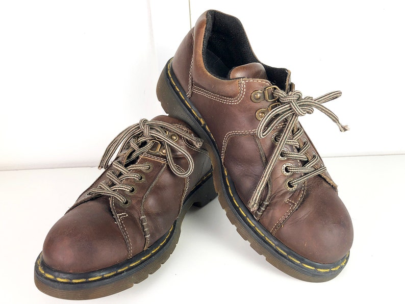 vintage brown dr martens