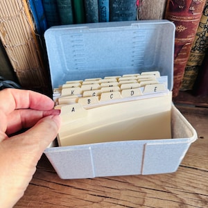 ♪昔のカルテ箱 Vintage Plastic Index Card Holder - Etsy
