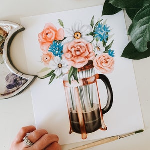 Impresión de prensa francesa de café y flores, ilustración de prensa francesa, ilustración de café, arte de pared floral, impresión de arte de café, decoración de café