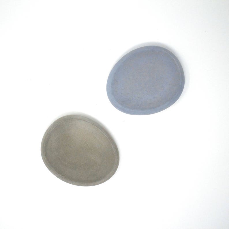 Concrete Pebble Soap Dish image 6
