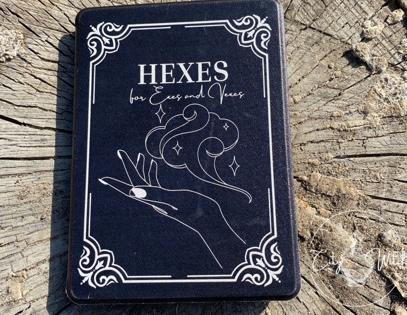 Hexes Kindle Paperwhite 6.8Case image 2