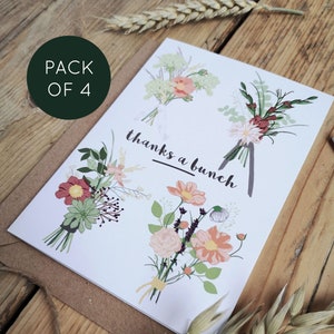 Ensemble de 4 cartes de remerciement - Merci un tas | Ensemble de cartes de remerciement Bouquet botanique Fleurs florales A6 Carte de vœux avec enveloppes Kraft