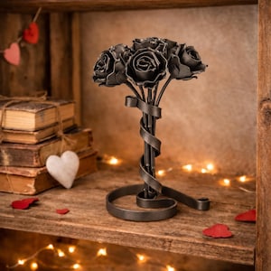Bouquet di 6 rose in ferro battuto - Regalo di San Valentino, Festa della mamma, 6 anniversario di matrimonio, Nozze di Ferro
