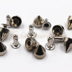 30 Stück Metall Ohrstecker Spikes, 6x7mm Silber/Messing Metall Ohrstecker, Nieten Ohrstecker Spikes, Leder Handwerk Zubehör, Handwerk liefert