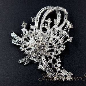 2.5 inches Rhinestone Silver Brooch, Crystal Brooch with Pin On The Back, Silver Brooch, Wedding Jewelry, Wedding Accessories