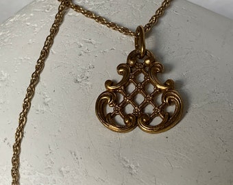 Vintage Kette goldfarben Anhänger Ornament Modeschmuck Muster Floral Jugendstil Kostümschmuck Festlich Rokoko Barock