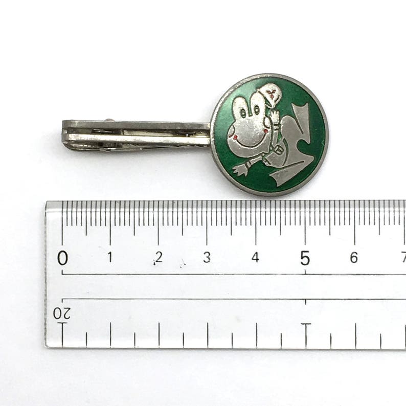 The 50th anniversary of Japanese company founding green frog Mitsubishi tie clip 1980s Japan vintage