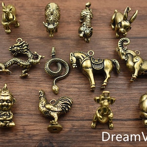 Hecho a mano Zodiac signos rata tigre conejo dragón serpiente clave cadena biker monedero cadena colgante Solid Brass punk