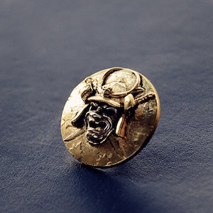 Warrior Ghost Devil Biker Wallet Chain Connector Concho Solid Brass Punk con tornillo en el trasero