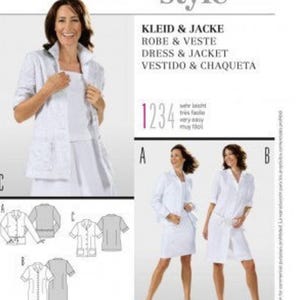 Könnte beinhalten: Eine Burda Style Schnittmusterhülle für das Modell 7967 mit Anleitungen für ein Kleid und eine Jacke. Das Cover zeigt Fotos weißer Kleidungsstücke, technische Strichzeichnungen von drei Varianten und Größentabellen für US-Größen 10 bis 22.